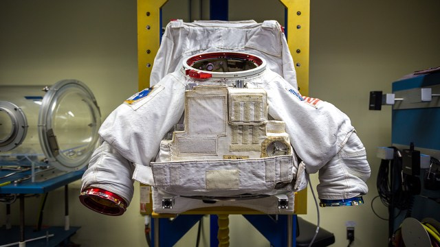 Tested at NASA: How Astronauts Put on Space Suits