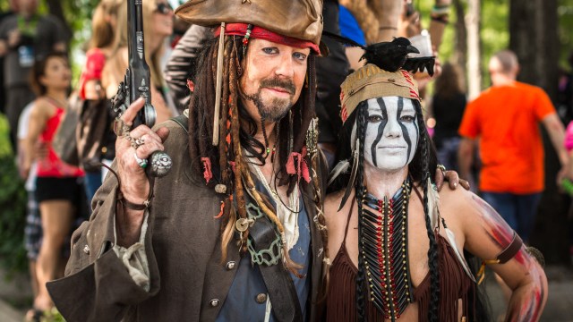 Adam Savage Incognito as Jack Sparrow at Dragon*Con 2013