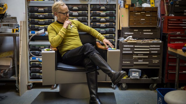 One Day Builds: Adam Savage’s Star Trek Captain’s Chair