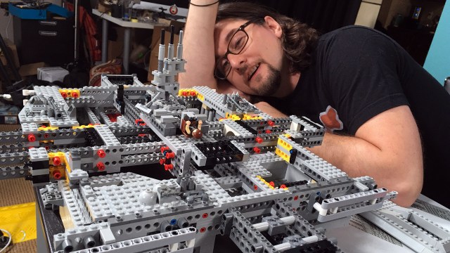 LEGO with Friends: UCS Millennium Falcon, Part 5