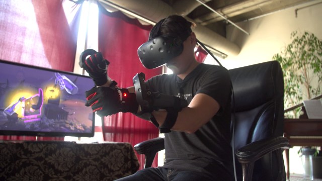 Hands-On with Manus VR Virtual Reality Gloves