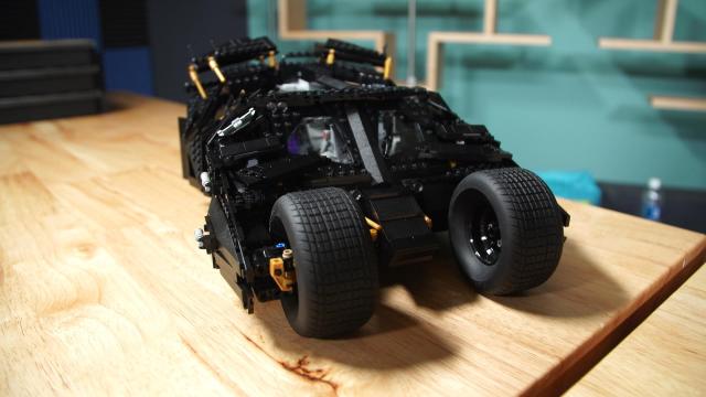 LEGO with Friends: UCS Batman Tumbler, Part 5