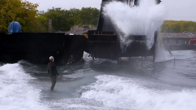 Adam Savage on Blade Runner 2049’s Massive Water Set!