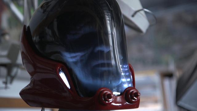 3D-Printing the Star Wars Battlefront 2 Messenger Droid Helmet
