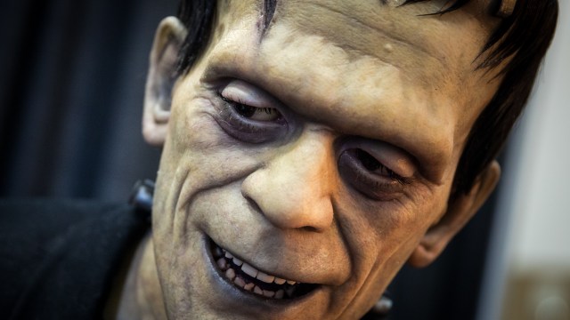 Mike Hill’s Realistic Frankenstein Monster Sculpture!