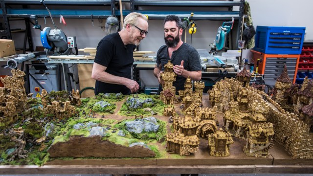 Weta Workshop Sculptor’s Tabletop Miniature World!