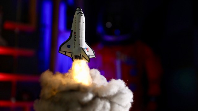 Model Behavior: Rocket Launch Smoke Effects