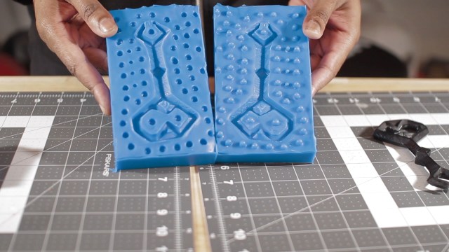 3D Printing and Molding the Key to Erebor!