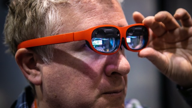 Hands-On: Nreal Light Augmented Reality Glasses