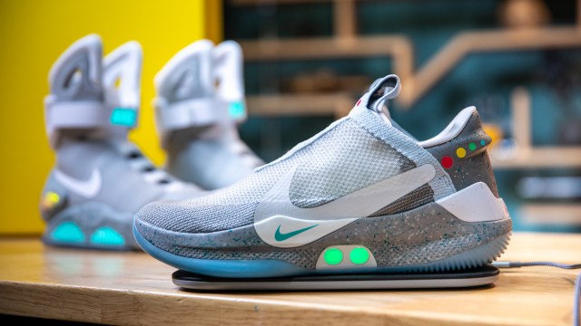 Show and Tell: Nike’s Adapt BB Power-Lacing Shoes!