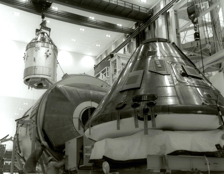 THE APOLLO 11 COMMAND MODULE (NASA)