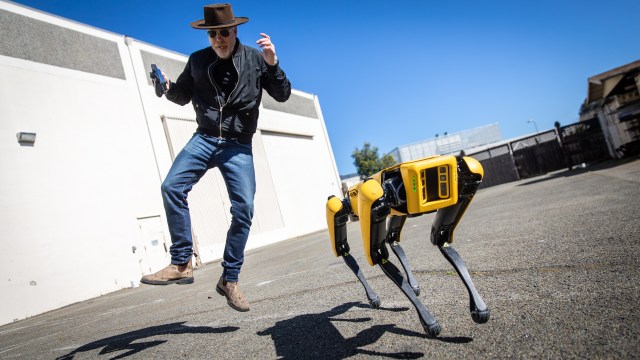 Adam Savage Explains How Boston Dynamics’ Spot Robot Works!